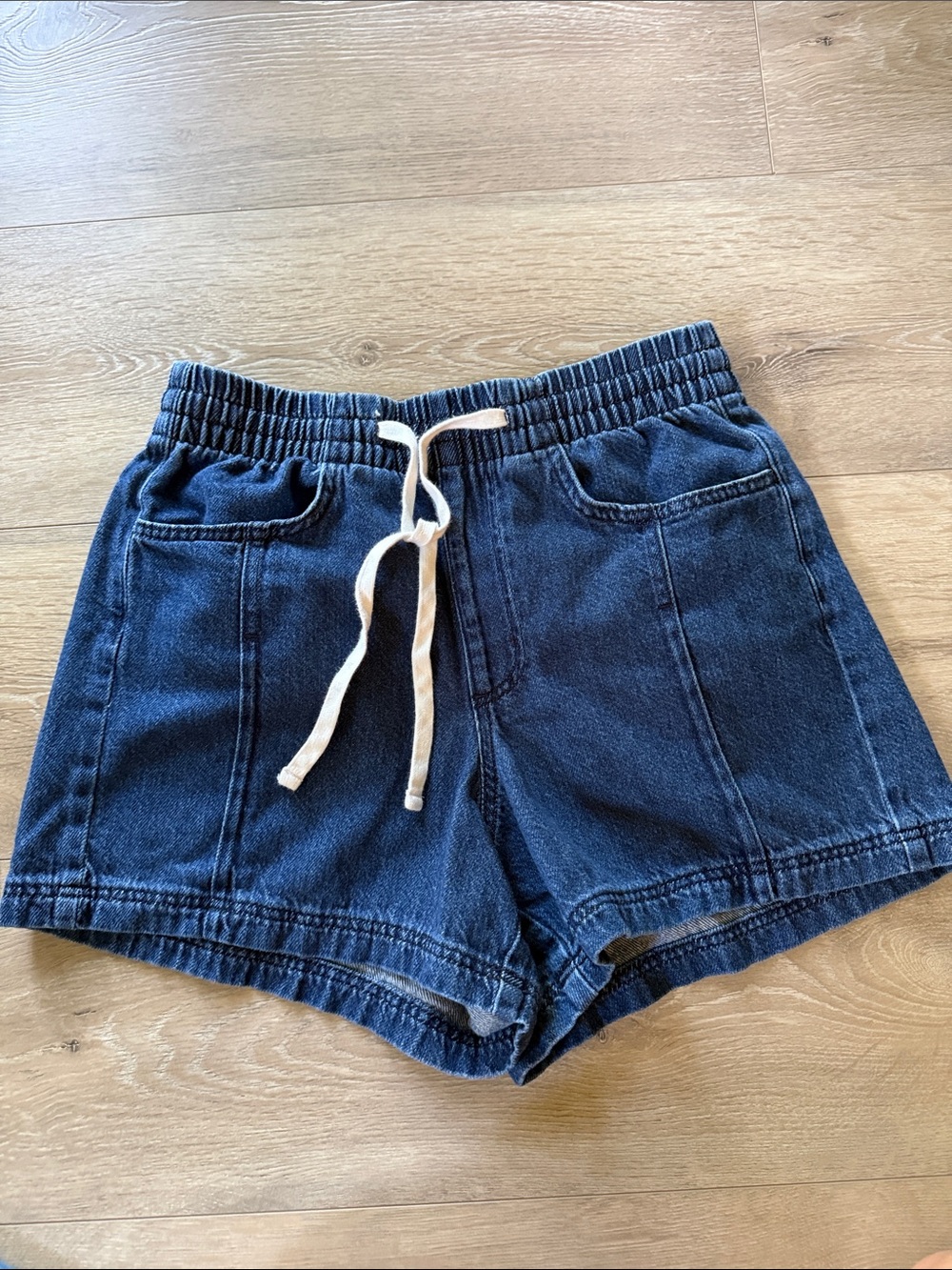 Universal Thread Pull on Denim Shorts with Drawstring S